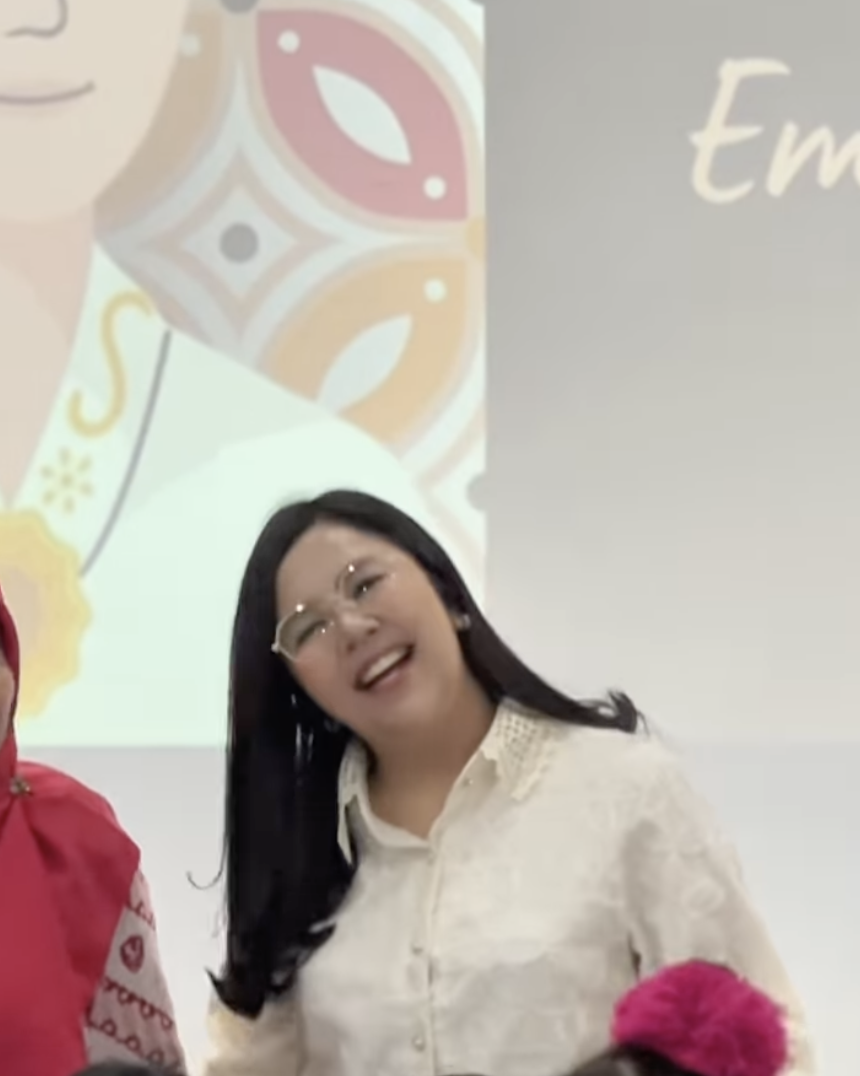 Dinda Amelia Tanjung